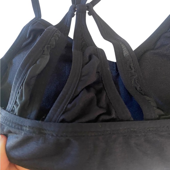 Vince Camuto Black Strappy Bra - Picture 6 of 7